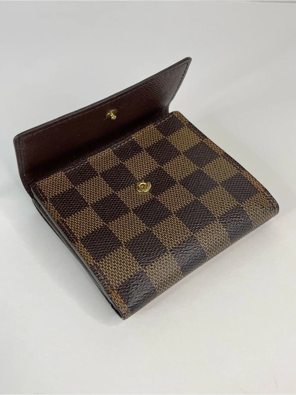Louis Vuitton Damier Portefeuille Elise bifold wallet